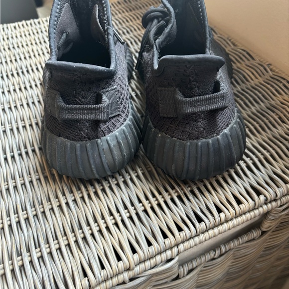 Black “onyx” Yeezys - Picture 3 of 6